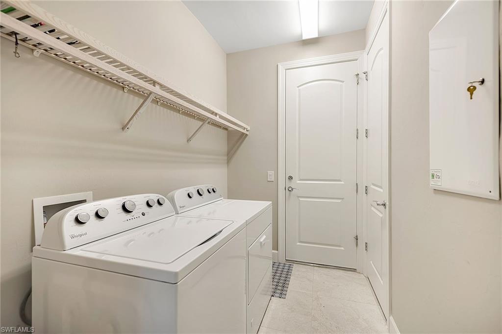 WINDING CYPRESS - Residential