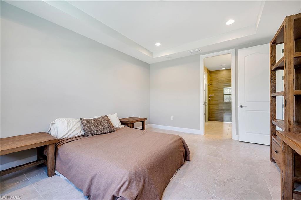 WINDING CYPRESS - Residential