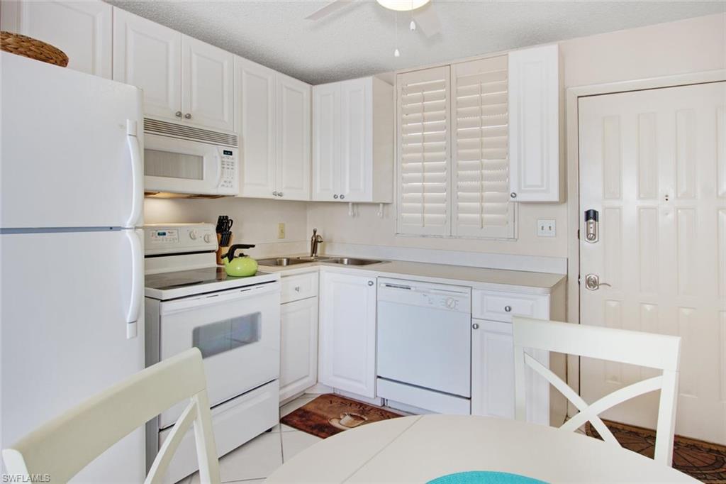 BEACH AND TENNIS CLUB - Residential