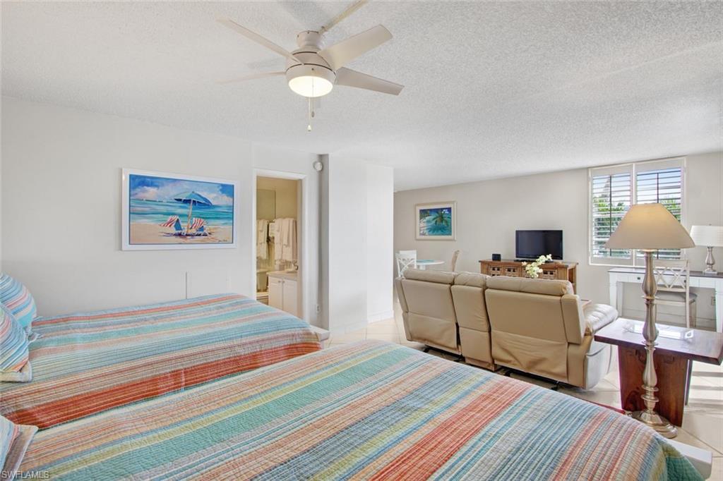 BEACH AND TENNIS CLUB - Residential