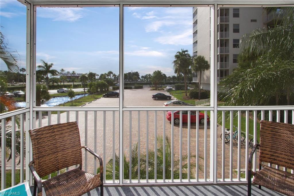 BEACH AND TENNIS CLUB - Residential