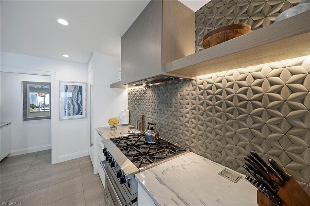 BONITA BEACH - Residential