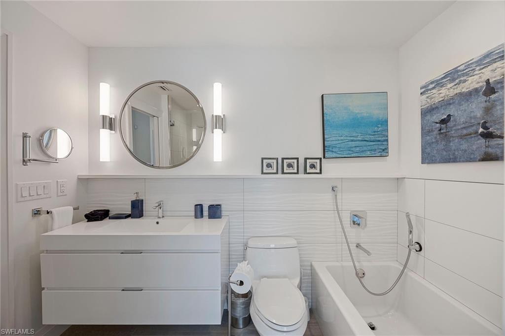 BONITA BEACH - Residential