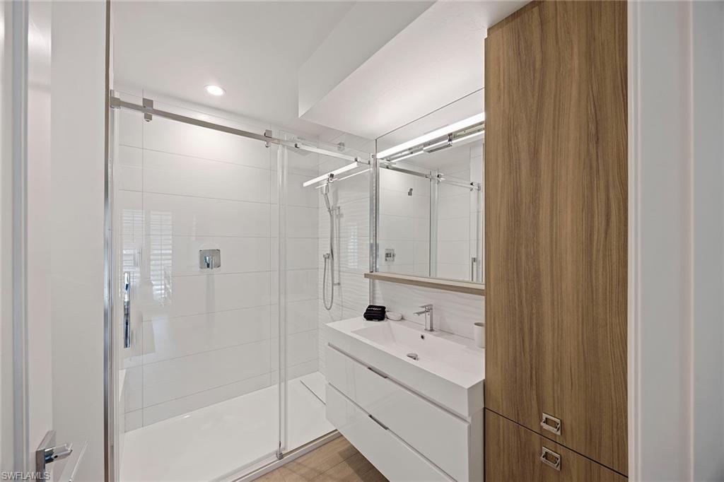 BONITA BEACH - Residential