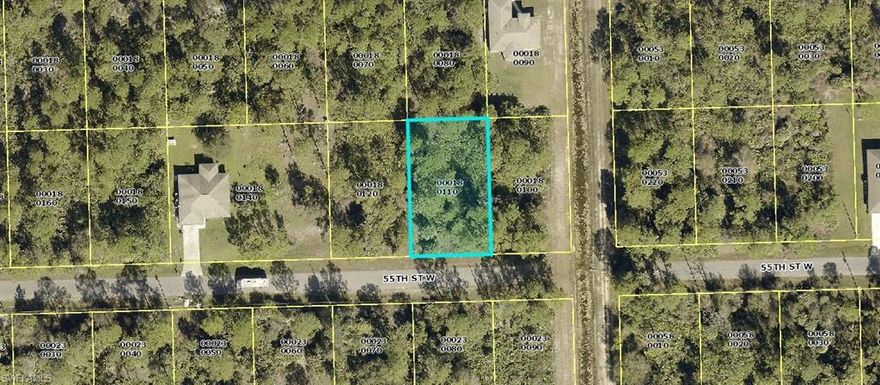 Build your dream home on this beautiful lot in Lehigh Acres. Don't miss out on the opportunity to own your own piece of paradise!