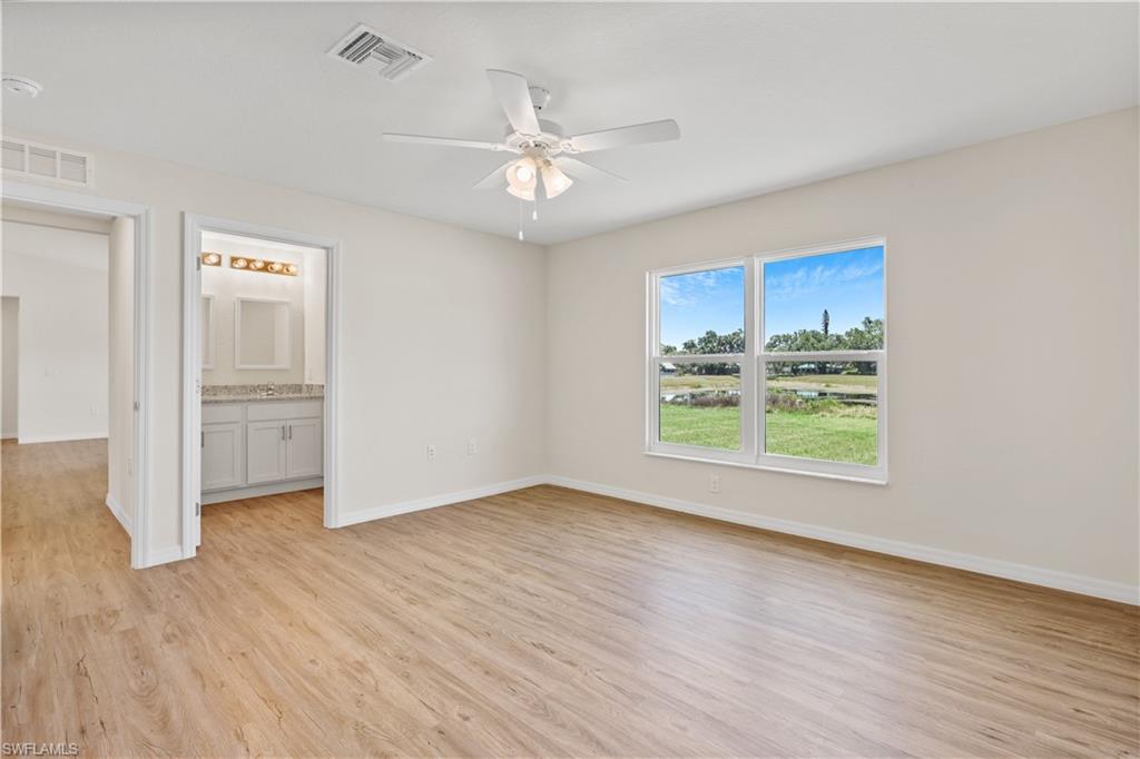 LAUREL OAKS - Residential