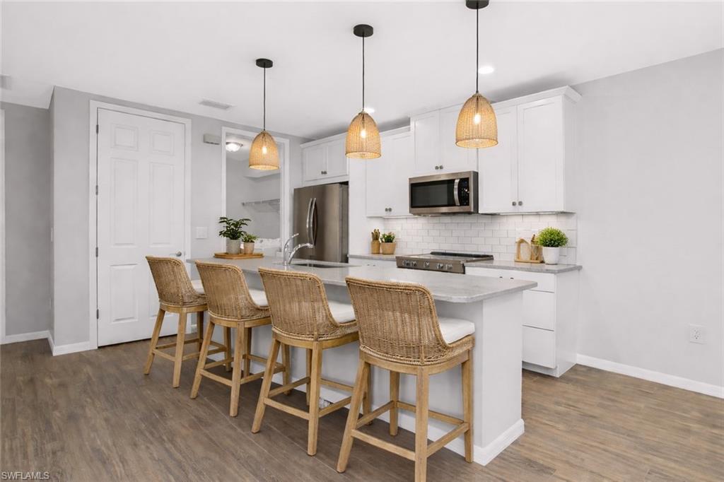 CORAL HARBOR - Residential