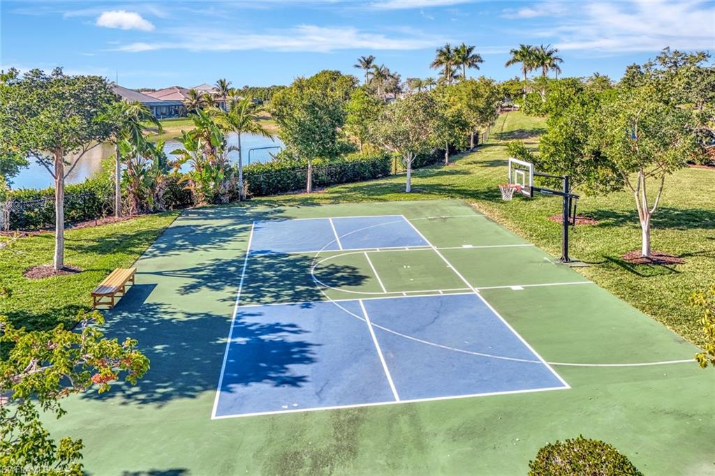 CORAL HARBOR - Residential