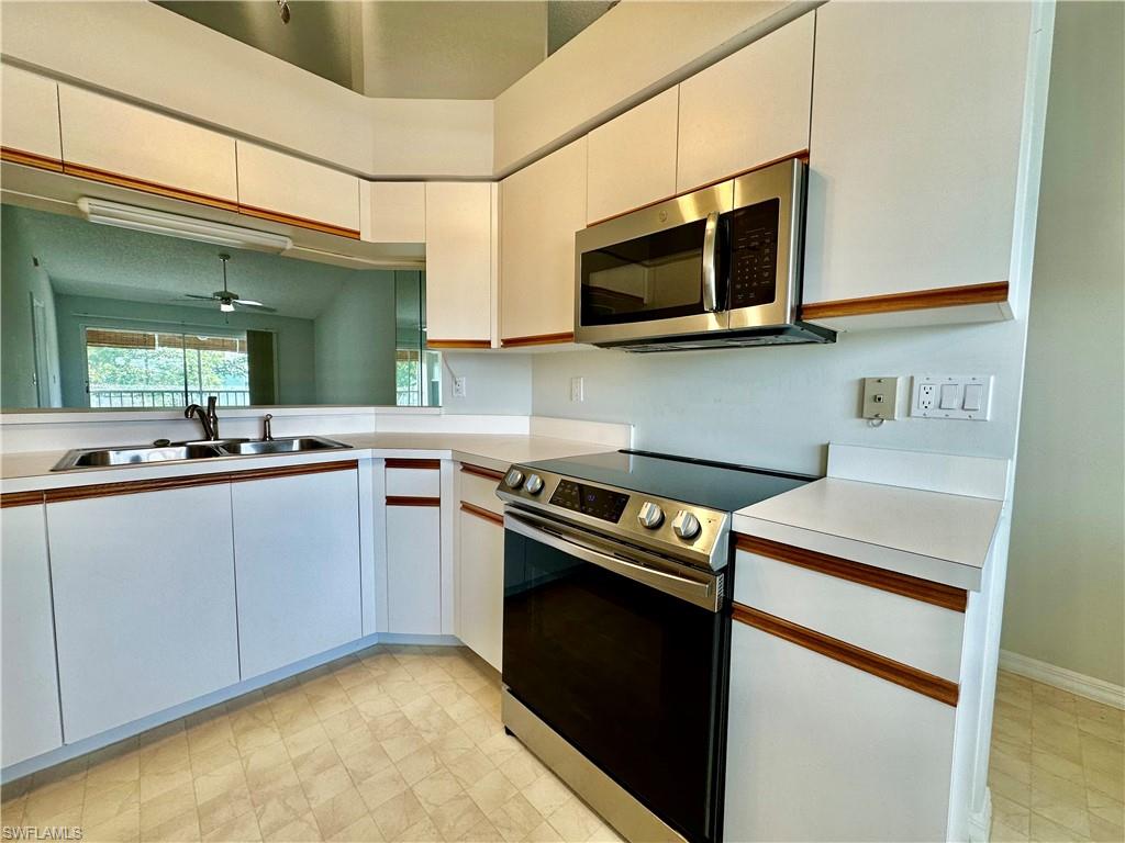 PIPERS POINTE - Residential Lease