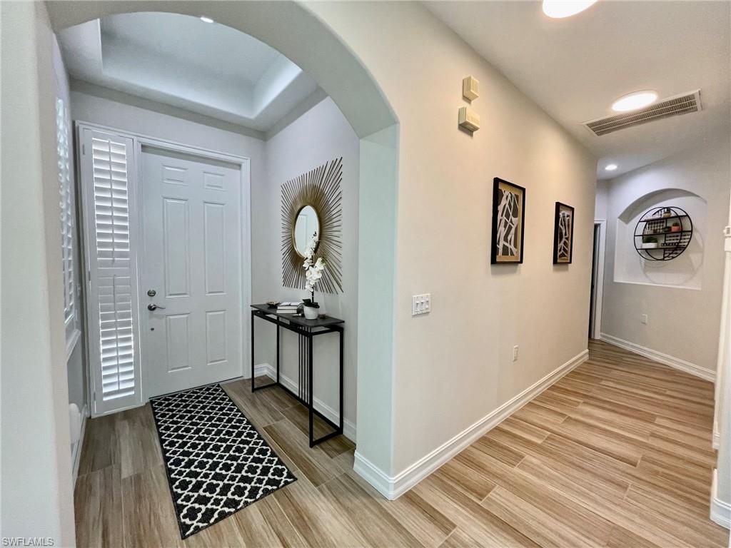 CAYMAN - Residential Lease