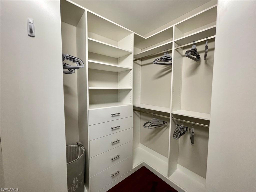 CAYMAN - Residential Lease