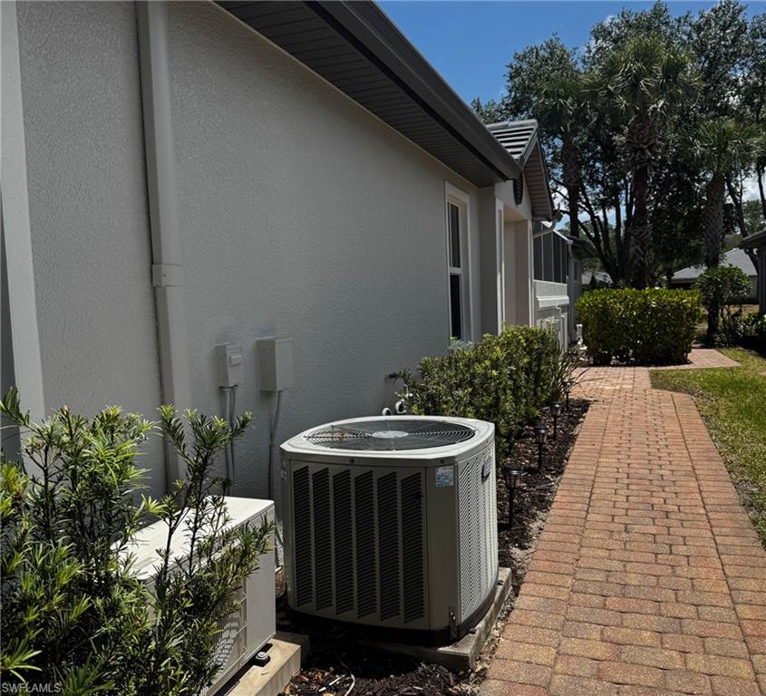 CAYMAN - Residential Lease