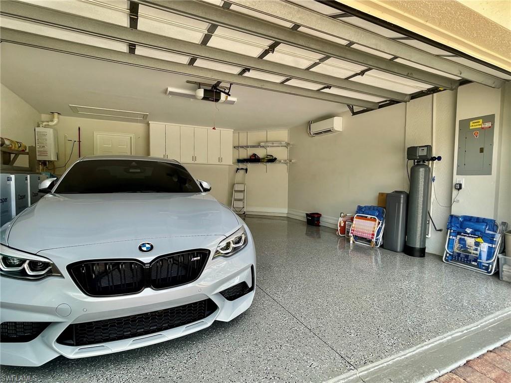 CAYMAN - Residential Lease