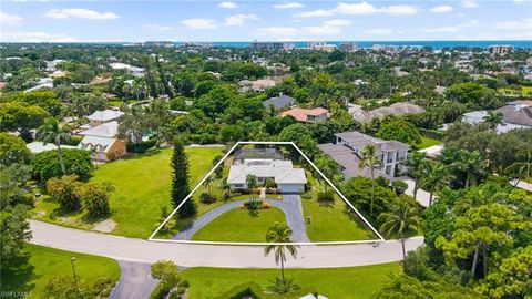 700 BOW LINE DR NAPLES FL 34103