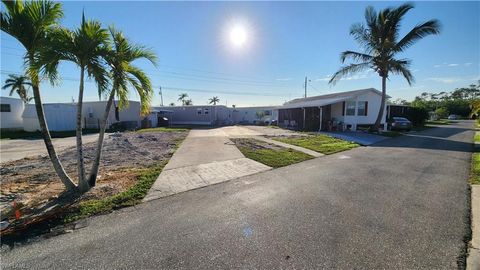 20651 River DR ESTERO FL 33928