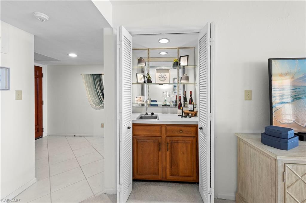 4551 Gulf Shore BLVD N 801