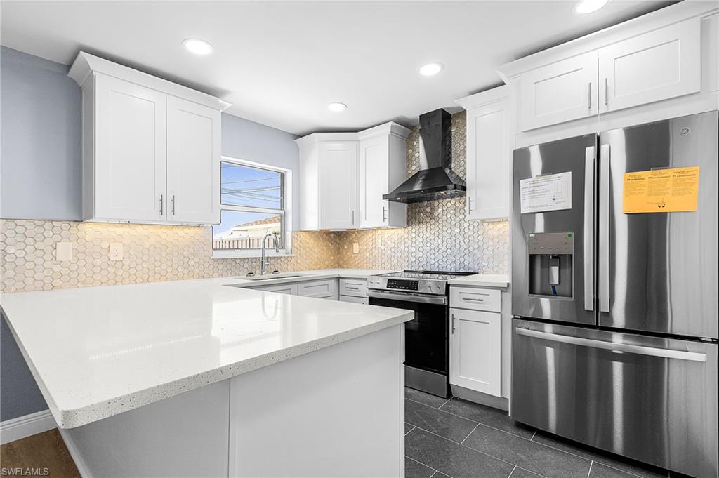 CAPE CORAL - Residential Lease