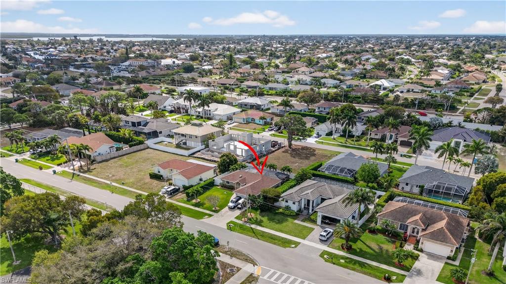 MARCO BEACH - Residential