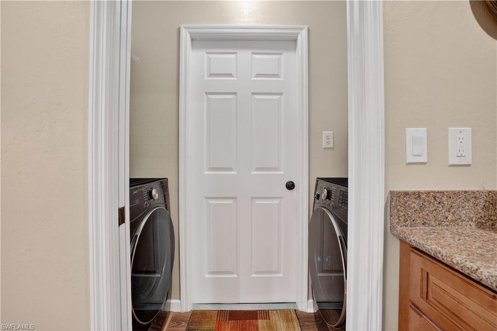 MARCO BEACH - Residential