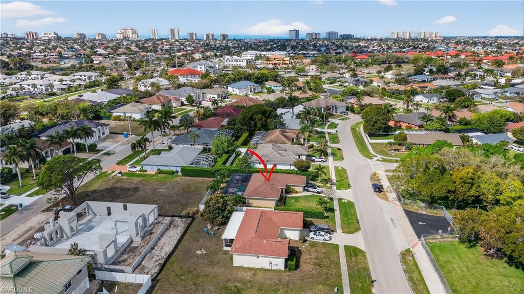 MARCO BEACH - Residential