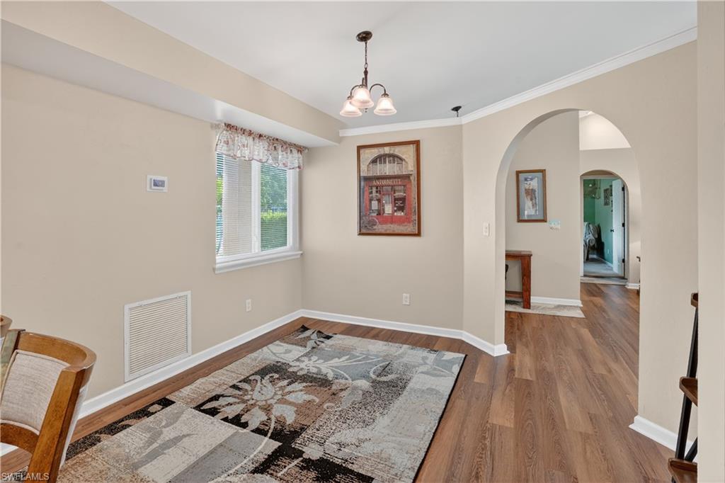 MARCO BEACH - Residential