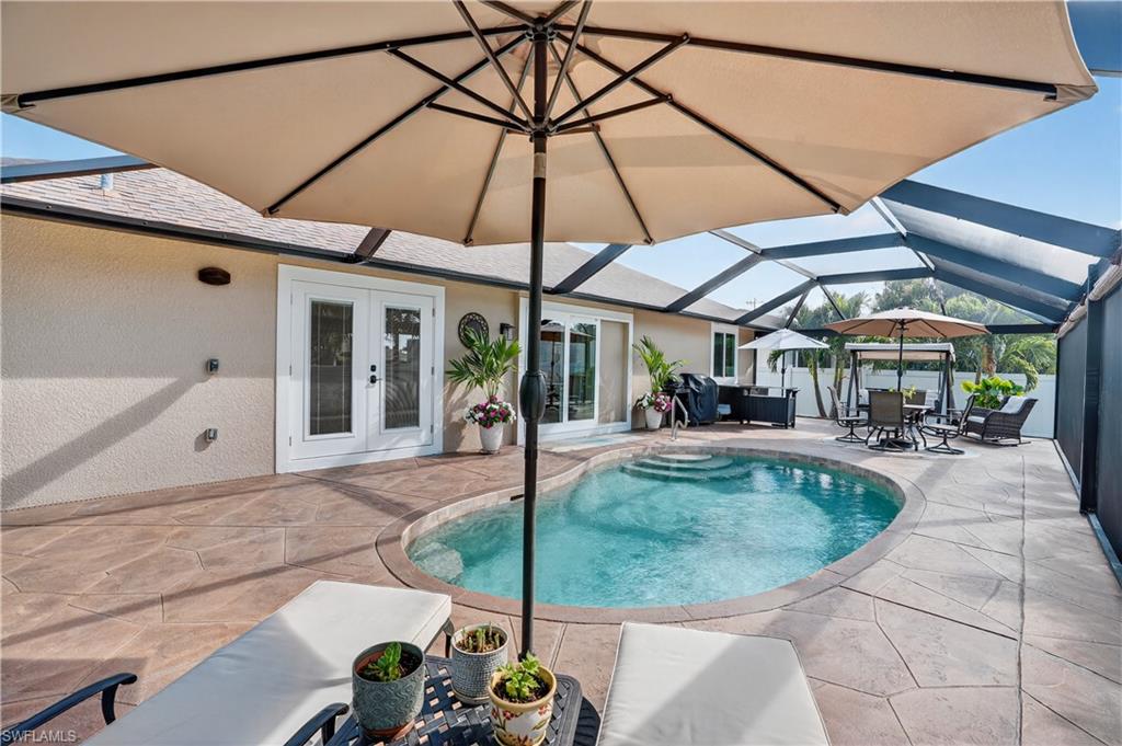 MARCO BEACH - Residential