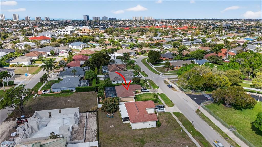 MARCO BEACH - Residential