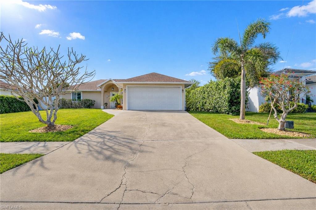 MARCO BEACH - Residential