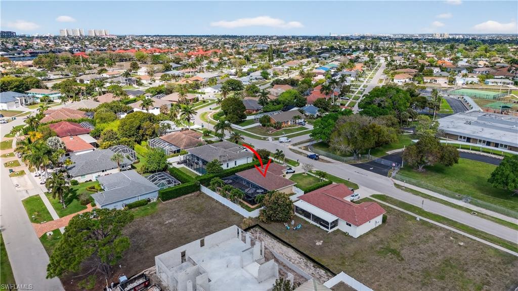 MARCO BEACH - Residential