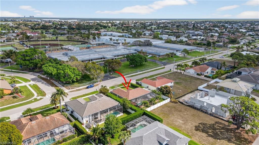 MARCO BEACH - Residential