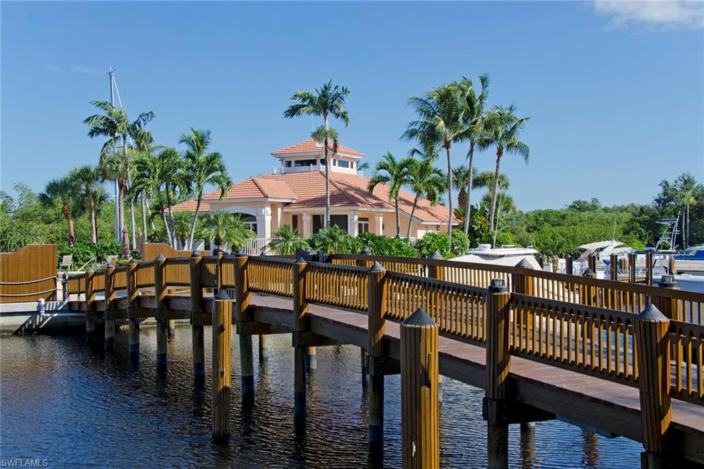 SPINNAKER POINTE - Residential