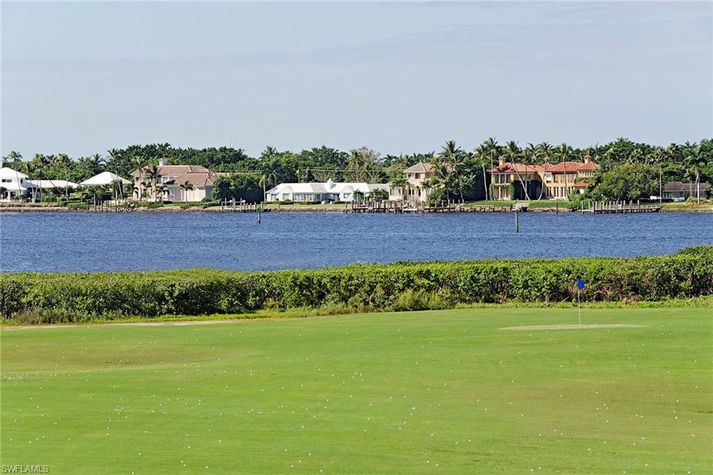 SPINNAKER POINTE - Residential