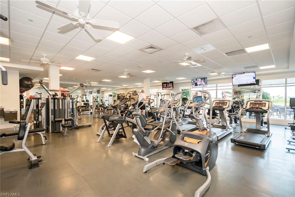 SPINNAKER POINTE - Residential