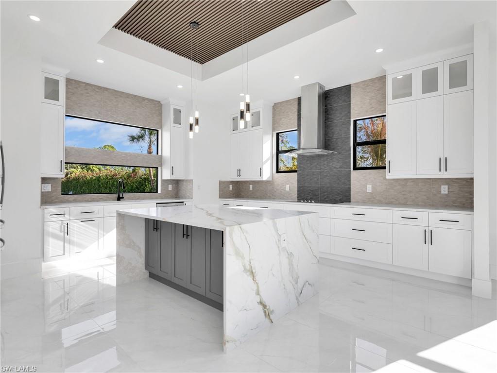 GOLDEN GATE ESTATES - Residential