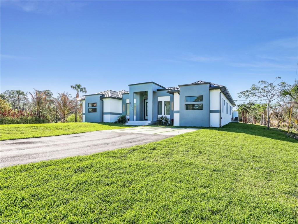 GOLDEN GATE ESTATES - Residential