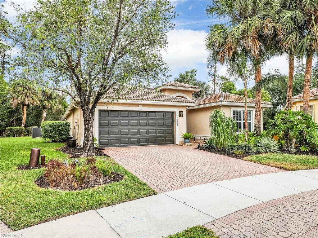 2446 Butterfly Palm DR