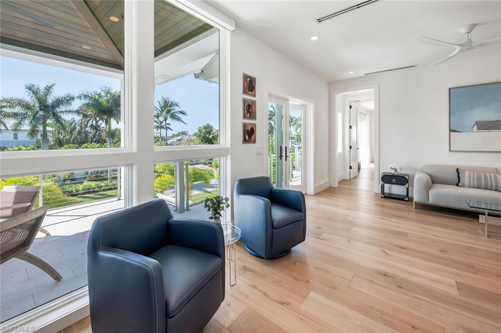 OLDE NAPLES - Residential Lease