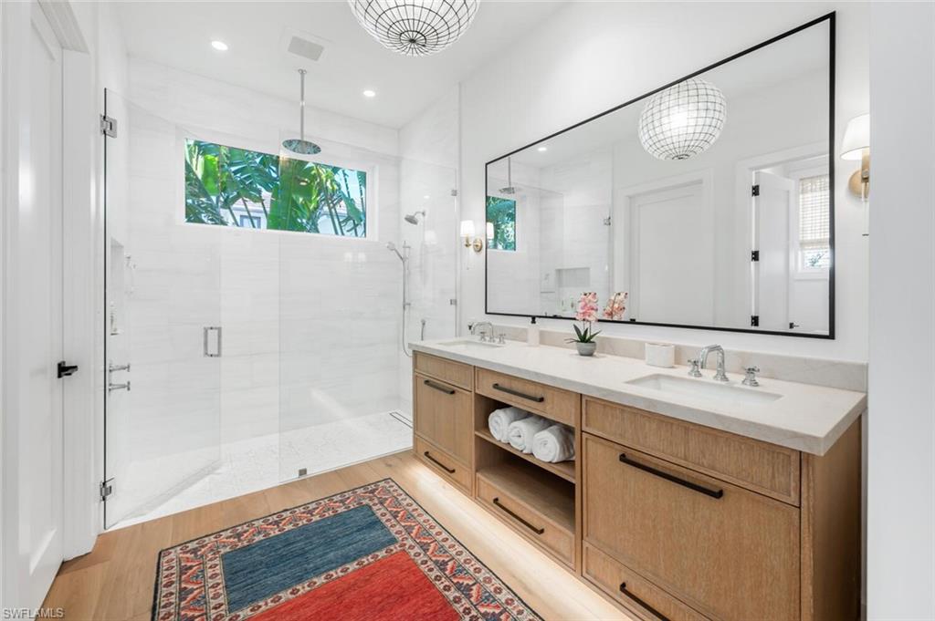 OLDE NAPLES - Residential Lease