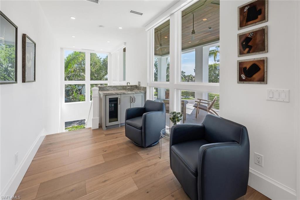 OLDE NAPLES - Residential Lease