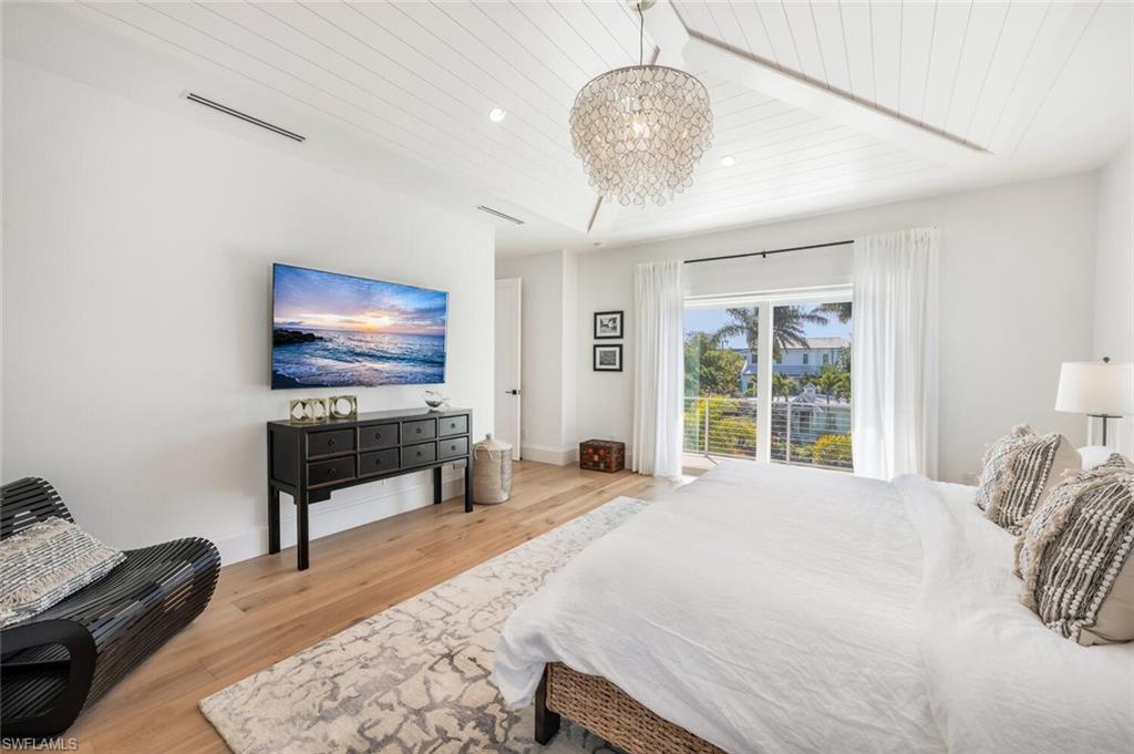 OLDE NAPLES - Residential Lease