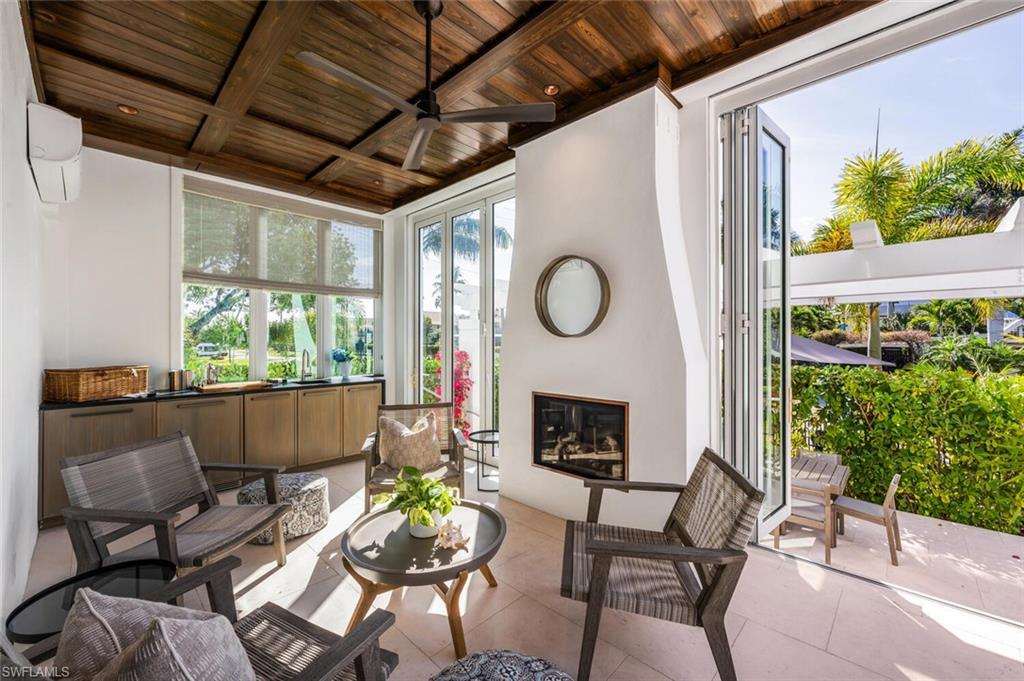 OLDE NAPLES - Residential Lease