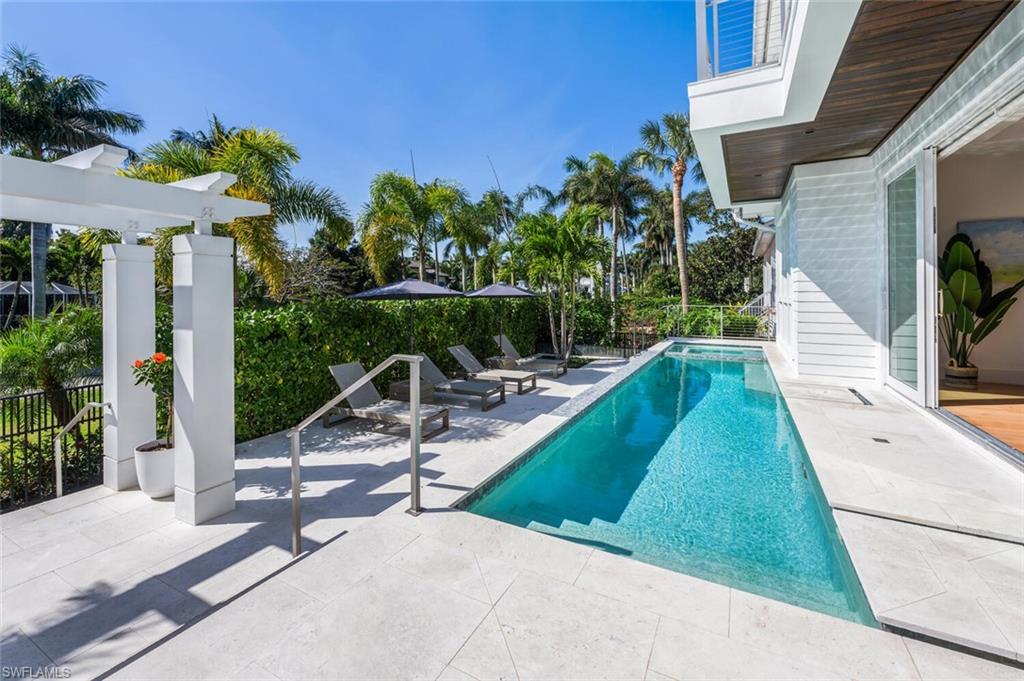 OLDE NAPLES - Residential Lease