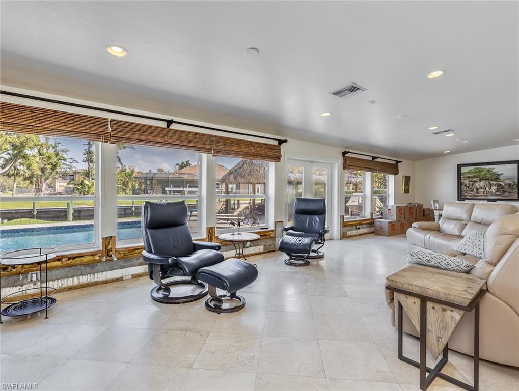 SUNSET COVE - Residential