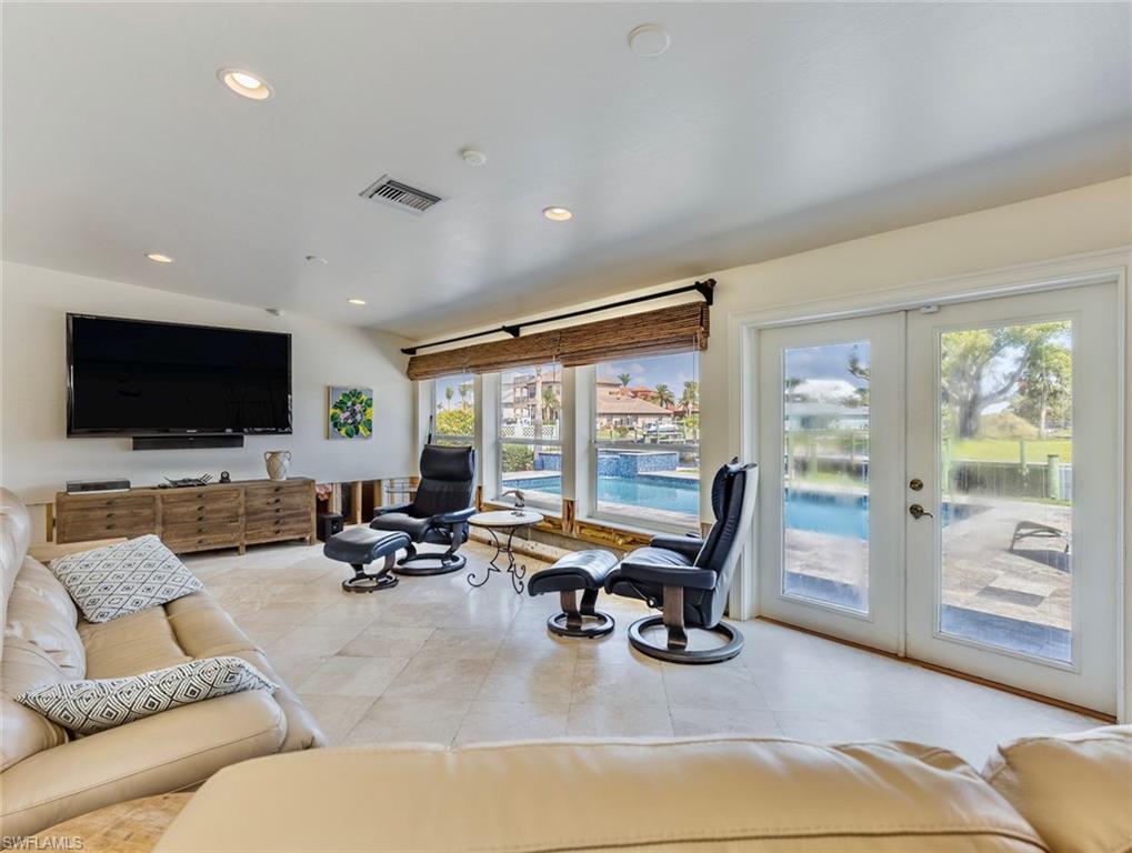 SUNSET COVE - Residential