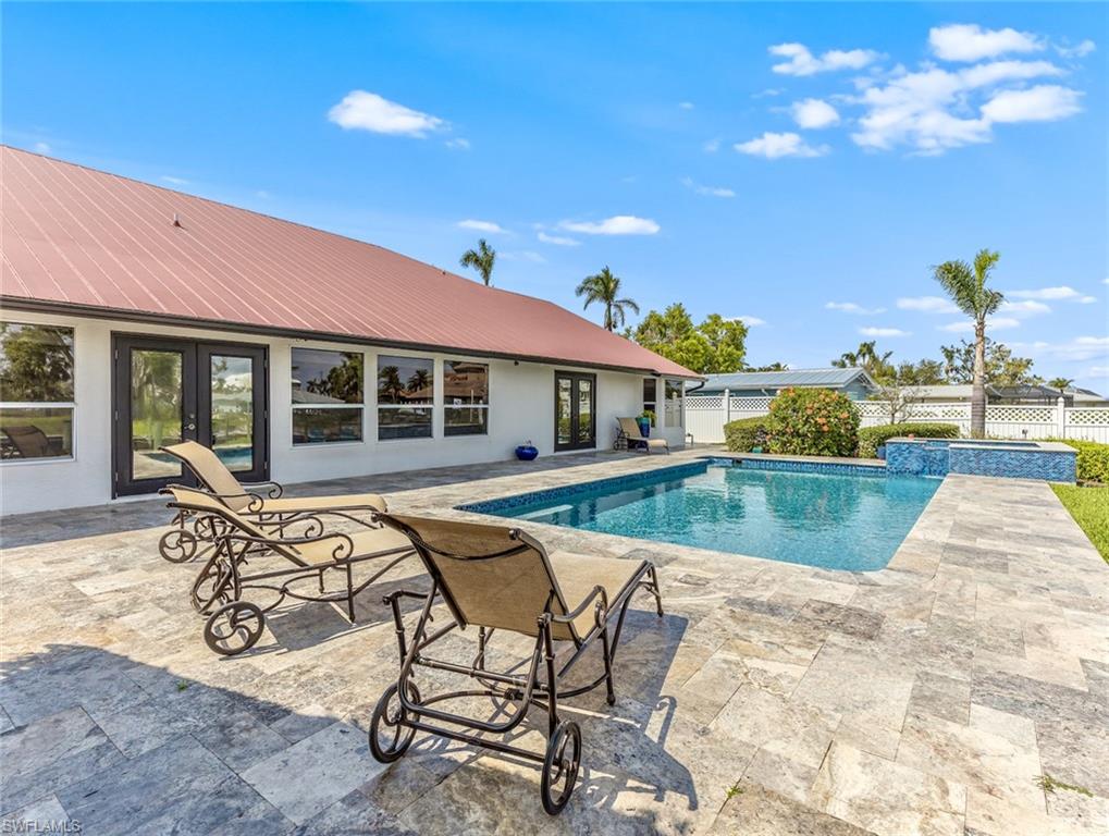 SUNSET COVE - Residential