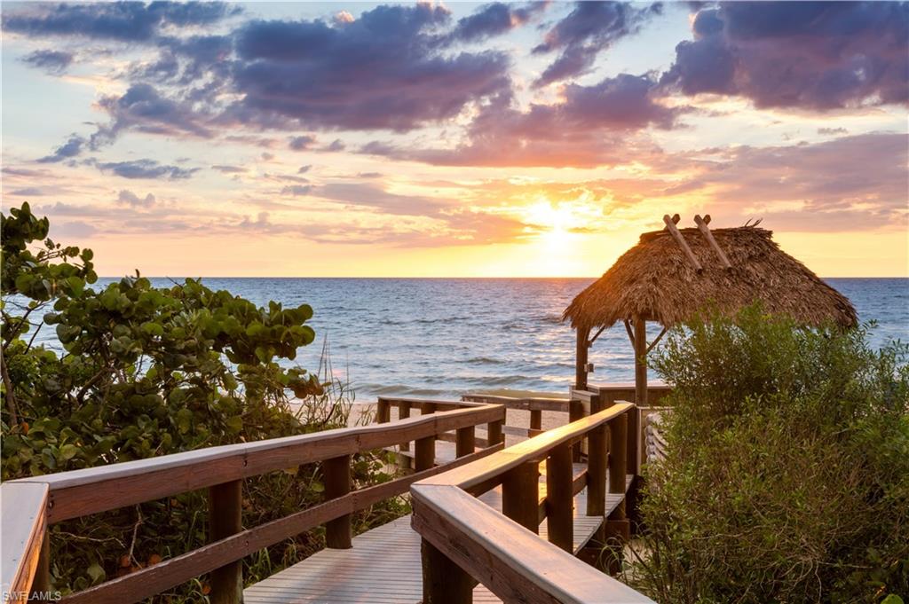 BAREFOOT BEACH - Residential