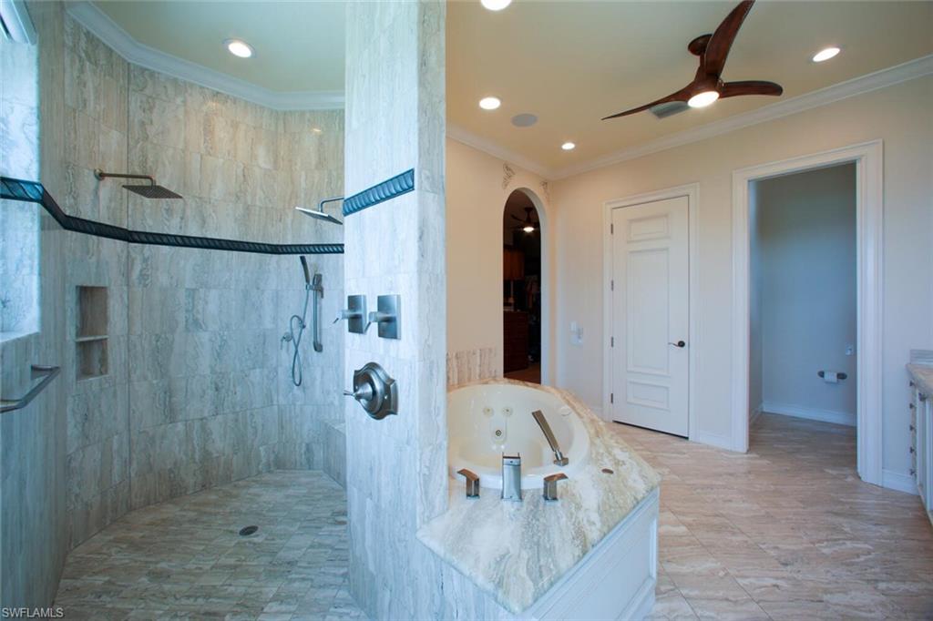 BAREFOOT BEACH - Residential