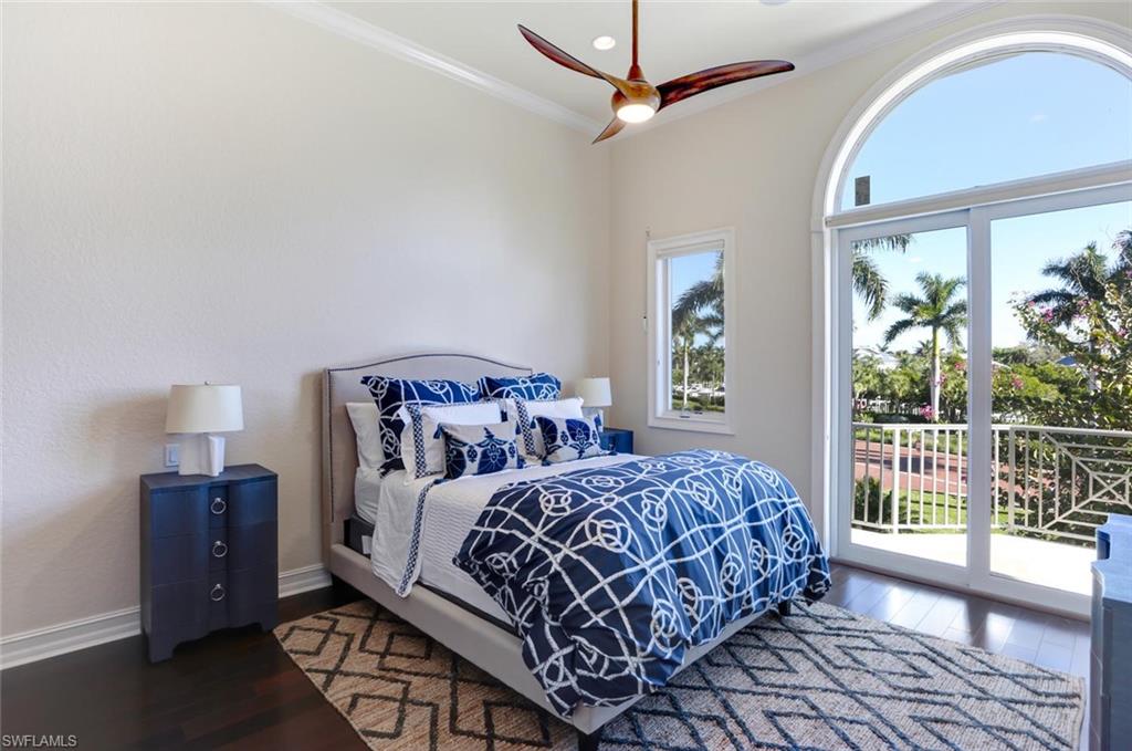 BAREFOOT BEACH - Residential