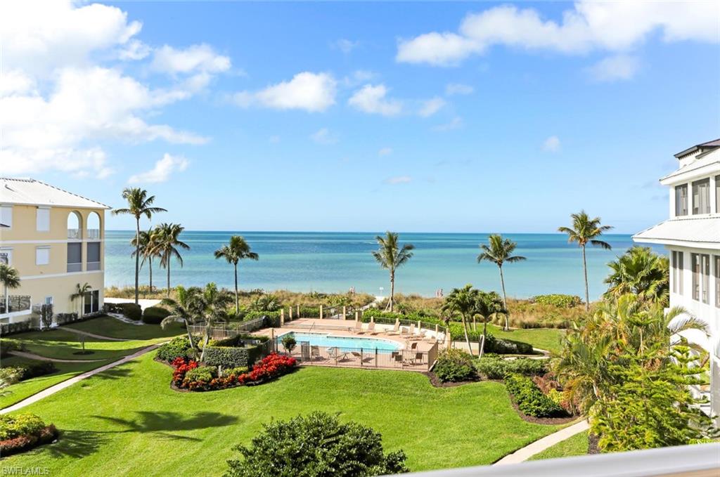 BAREFOOT BEACH - Residential