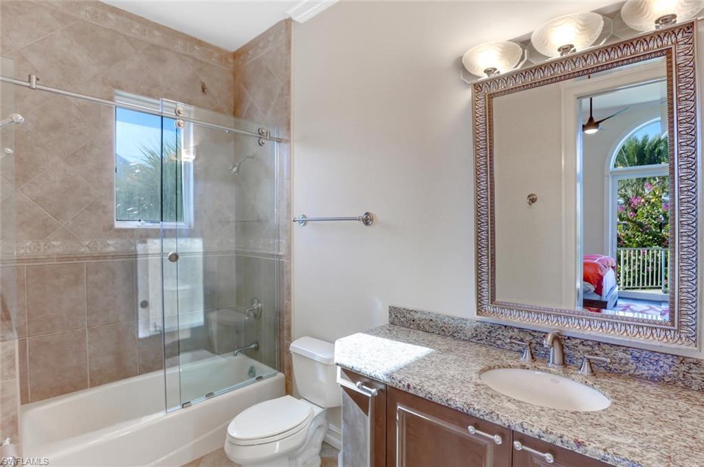 BAREFOOT BEACH - Residential